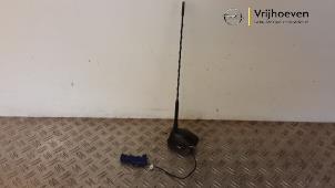 Gebruikte Antenne Opel Corsa D 1.6i OPC 16V Turbo Prijs € 40,00 Margeregeling aangeboden door Autodemontage Vrijhoeven B.V.