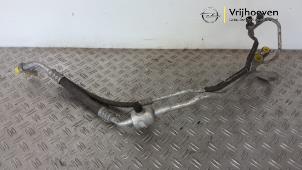 Gebruikte Airco Leiding Opel Corsa D 1.6i OPC 16V Turbo Prijs € 150,00 Margeregeling aangeboden door Autodemontage Vrijhoeven B.V.