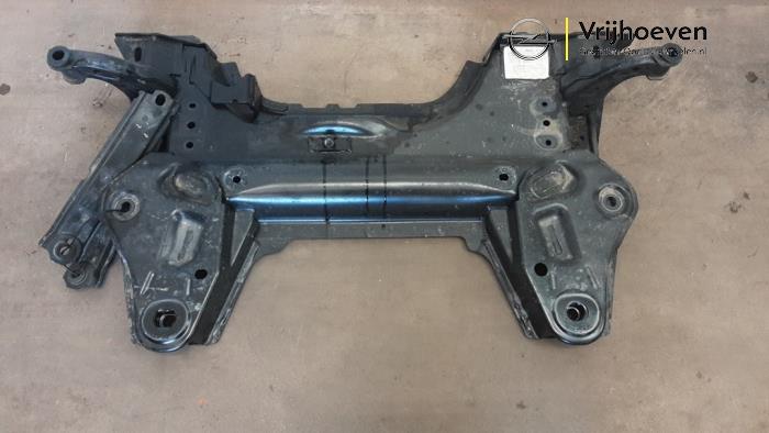 Gebruikte Subframe Opel Corsa F (UB/UH/UP) Electric, Corsa-e 50kWh Prijs € 75,00 Inclusief btw aangeboden door Autodemontage Vrijhoeven B.V.