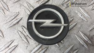 Gebruikte Naafkapje Opel Astra L (F3/FB/FM/FP) 1.6 Plug-in Hybrid Turbo 16V Prijs € 15,00 Margeregeling aangeboden door Autodemontage Vrijhoeven B.V.