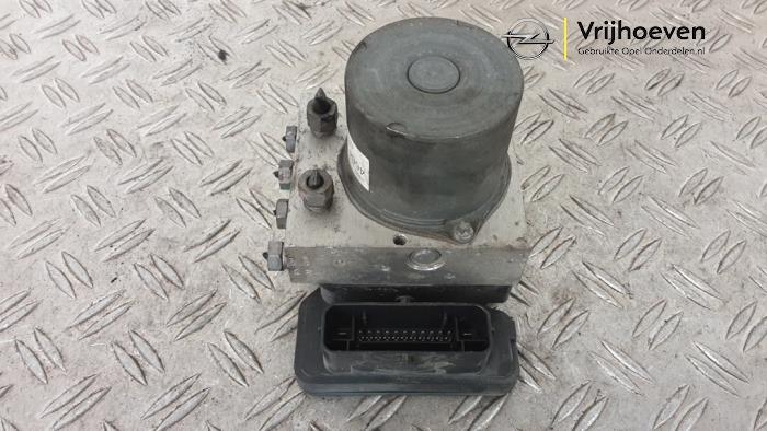 Gebruikte ABS Pomp Opel Astra K 1.0 Turbo 12V Prijs € 80,00 Margeregeling aangeboden door Autodemontage Vrijhoeven B.V.