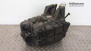 Gebruikte Adblue tank Opel Insignia Sports Tourer 2.0 CDTI 16V Prijs € 350,00 Margeregeling aangeboden door Autodemontage Vrijhoeven B.V.