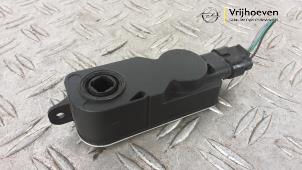 Gebruikte Diversen Opel Insignia Sports Tourer 2.0 CDTI 16V Prijs € 75,00 Margeregeling aangeboden door Autodemontage Vrijhoeven B.V.