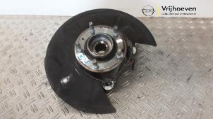 Gebruikte Asschenkel rechts-voor Opel Insignia Sports Tourer 2.0 CDTI 16V Prijs € 75,00 Margeregeling aangeboden door Autodemontage Vrijhoeven B.V.