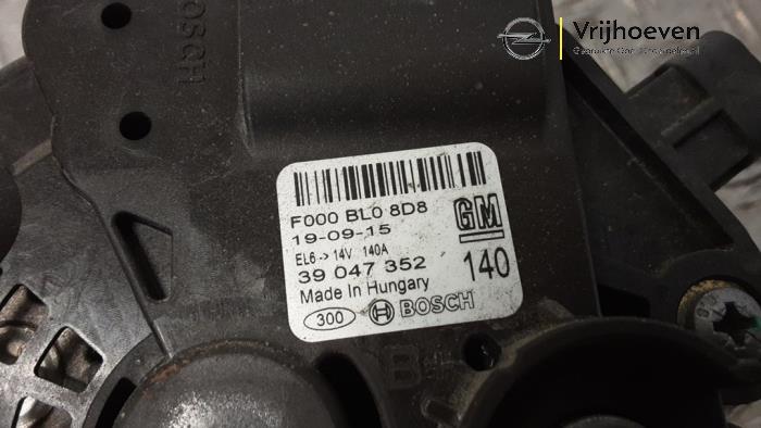 Dynamo van een Opel Insignia Sports Tourer 2.0 CDTI 16V 2019