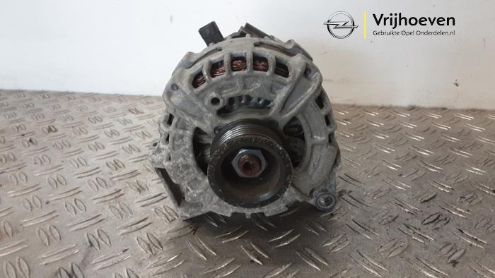 Dynamo van een Opel Insignia Sports Tourer 2.0 CDTI 16V 2019