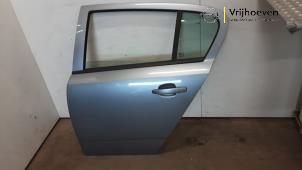 Gebruikte Deur 4Deurs links-achter Opel Astra H (L48) 1.6 16V Twinport Prijs € 40,00 Margeregeling aangeboden door Autodemontage Vrijhoeven B.V.