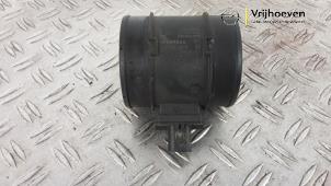 Gebruikte Luchtmassameter Opel Astra J GTC (PD2/PF2) 2.0 CDTI 16V ecoFLEX Prijs € 15,00 Margeregeling aangeboden door Autodemontage Vrijhoeven B.V.