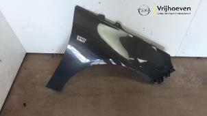 Gebruikte Scherm rechts-voor Opel Adam 1.4 16V Prijs € 200,00 Margeregeling aangeboden door Autodemontage Vrijhoeven B.V.