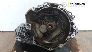 Gebruikte Versnellingsbak Opel Adam 1.4 16V Prijs € 400,00 Margeregeling aangeboden door Autodemontage Vrijhoeven B.V.