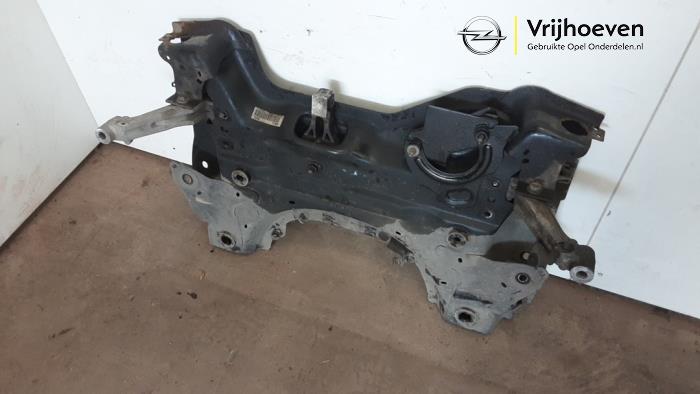 Subframe van een Vauxhall Grandland/Grandland X 1.5 CDTI 2019