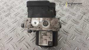 Gebruikte ABS Pomp Opel Astra H SW (L35) 1.6 16V Twinport Prijs € 200,00 Margeregeling aangeboden door Autodemontage Vrijhoeven B.V.