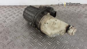 Gebruikte Stuurbekrachtiging Pomp Opel Astra H (L48) 1.8 16V Prijs € 400,00 Margeregeling aangeboden door Autodemontage Vrijhoeven B.V.