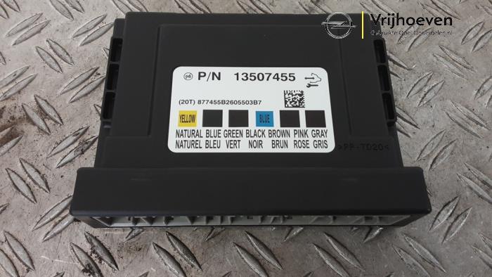 Gebruikte Module Bodycontrol Opel Adam 1.2 16V Prijs € 150,00 Margeregeling aangeboden door Autodemontage Vrijhoeven B.V.