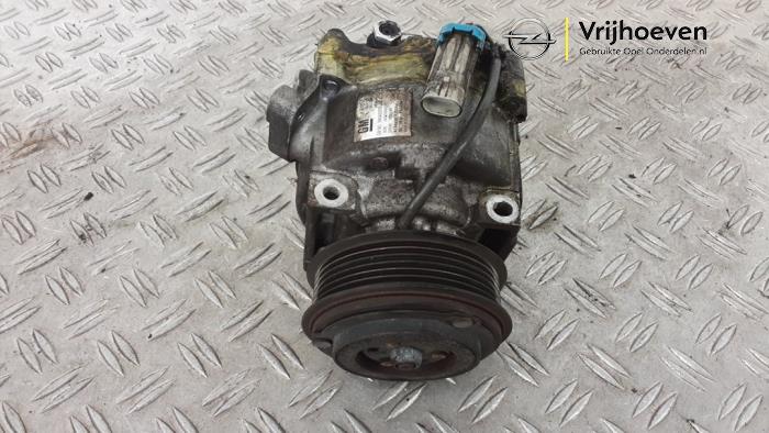 Gebruikte Aircopomp Opel Adam 1.2 16V Prijs € 225,00 Margeregeling aangeboden door Autodemontage Vrijhoeven B.V.