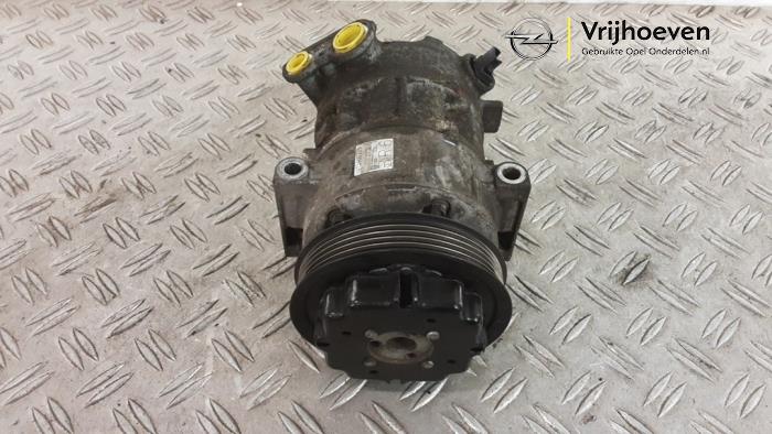 Gebruikte Aircopomp Opel Corsa D 1.4 Turbo 16V Prijs € 50,00 Margeregeling aangeboden door Autodemontage Vrijhoeven B.V.