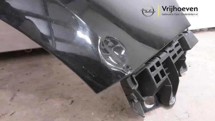 Scherm rechts-voor van een Opel Adam 1.2 16V 2018