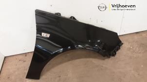 Gebruikte Scherm rechts-voor Opel Adam 1.2 16V Prijs € 150,00 Margeregeling aangeboden door Autodemontage Vrijhoeven B.V.