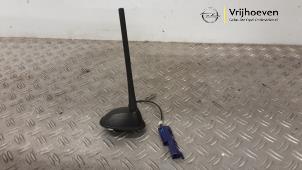 Gebruikte Antenne Opel Corsa D 1.6i OPC 16V Turbo Prijs € 40,00 Margeregeling aangeboden door Autodemontage Vrijhoeven B.V.
