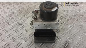 Gebruikte ABS Pomp Opel Zafira (M75) 1.8 16V Ecotec Prijs € 200,00 Margeregeling aangeboden door Autodemontage Vrijhoeven B.V.