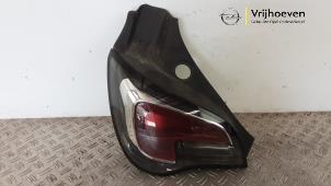 Gebruikte Achterlicht links Opel Adam 1.2 16V Prijs € 75,00 Margeregeling aangeboden door Autodemontage Vrijhoeven B.V.