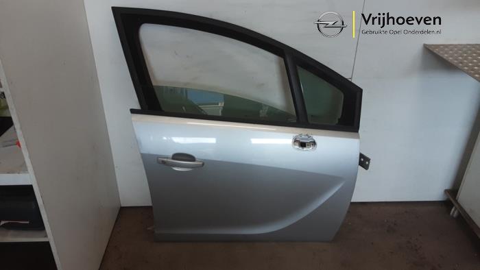 Portier 4Deurs rechts-voor van een Opel Meriva 1.4 16V Ecotec 2012