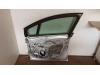 Portier 4Deurs rechts-voor van een Opel Meriva 1.4 16V Ecotec 2010