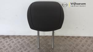 Gebruikte Hoofdsteun Opel Crossland (X) 1.2 Turbo 12V Prijs € 50,00 Margeregeling aangeboden door Autodemontage Vrijhoeven B.V.