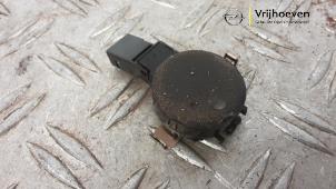 Gebruikte Regensensor Opel Crossland (X) 1.2 Turbo 12V Prijs € 25,00 Margeregeling aangeboden door Autodemontage Vrijhoeven B.V.