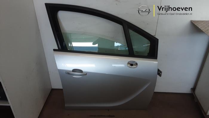 Portier 4Deurs rechts-voor van een Opel Meriva 1.4 16V Ecotec 2011