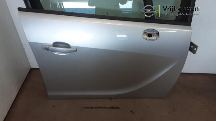 Portier 4Deurs rechts-voor van een Opel Meriva 1.4 16V Ecotec 2011