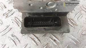 ABS Pomp van een Opel Meriva (B) 1.4 Turbo 16V ecoFLEX 2012
