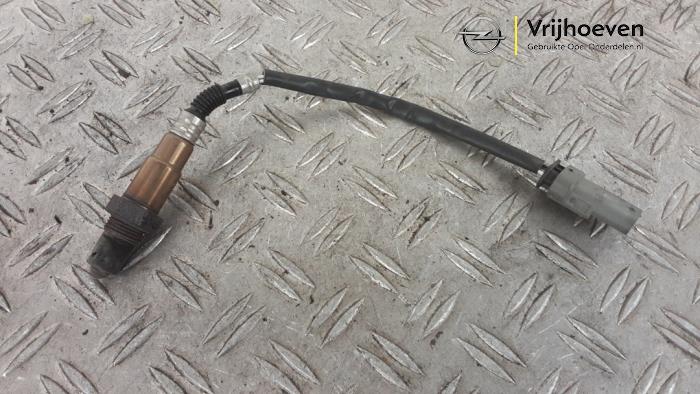 Gebruikte Lambda Sonde Opel Astra K Sports Tourer 1.2 Turbo 12V Prijs € 40,00 Margeregeling aangeboden door Autodemontage Vrijhoeven B.V.