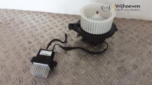 Gebruikte Blower Opel Astra K Sports Tourer 1.2 Turbo 12V Prijs € 60,00 Margeregeling aangeboden door Autodemontage Vrijhoeven B.V.