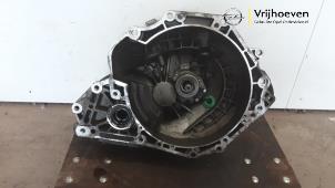 Gebruikte Automaatbak Opel Astra K Sports Tourer 1.0 Turbo 12V Prijs € 1.250,00 Margeregeling aangeboden door Autodemontage Vrijhoeven B.V.