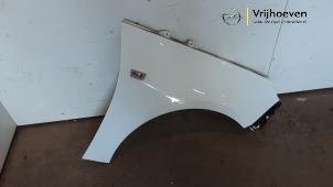 Gebruikte Scherm rechts-voor Opel Adam 1.0 Ecotec 12V SIDI Turbo Prijs € 175,00 Margeregeling aangeboden door Autodemontage Vrijhoeven B.V.