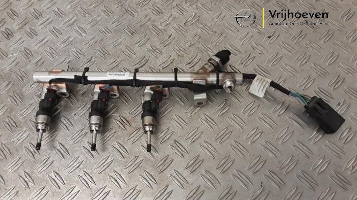 Gebruikte Galerij (Injectie) Opel Astra K Sports Tourer 1.2 Turbo 12V Prijs € 200,00 Margeregeling aangeboden door Autodemontage Vrijhoeven B.V.