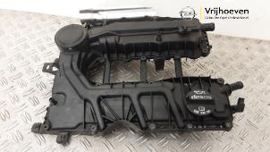 Gebruikte Kleppendeksel Opel Astra K Sports Tourer 1.2 Turbo 12V Prijs € 75,00 Margeregeling aangeboden door Autodemontage Vrijhoeven B.V.