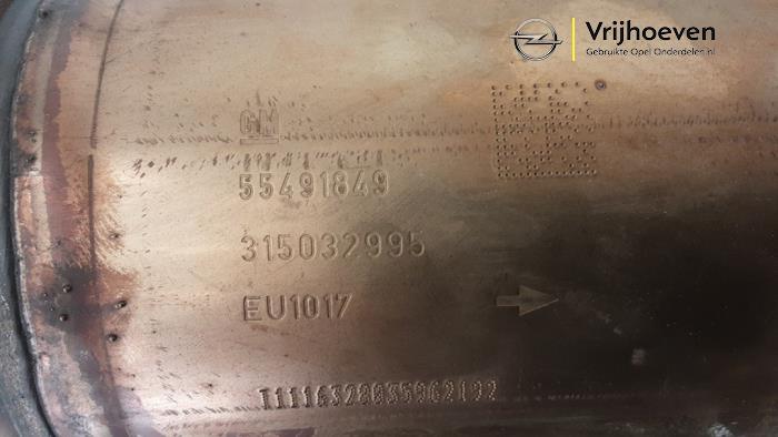 Katalysator van een Opel Astra K Sports Tourer 1.0 Turbo 12V 2017