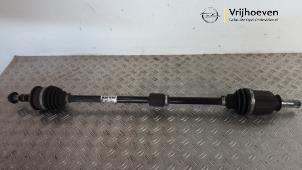 Gebruikte Homokineetas rechts-voor Opel Astra K Sports Tourer 1.0 Turbo 12V Prijs € 100,00 Margeregeling aangeboden door Autodemontage Vrijhoeven B.V.