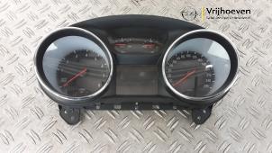 Gebruikte Instrumentenpaneel Opel Astra K Sports Tourer 1.0 Turbo 12V Prijs € 125,00 Margeregeling aangeboden door Autodemontage Vrijhoeven B.V.