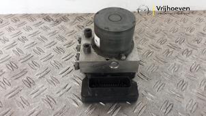 Gebruikte ABS Pomp Opel Astra K Sports Tourer 1.0 Turbo 12V Prijs € 80,00 Margeregeling aangeboden door Autodemontage Vrijhoeven B.V.