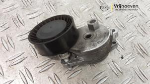 Gebruikte Spanner multiriem Opel Astra K Sports Tourer 1.2 Turbo 12V Prijs € 25,00 Margeregeling aangeboden door Autodemontage Vrijhoeven B.V.