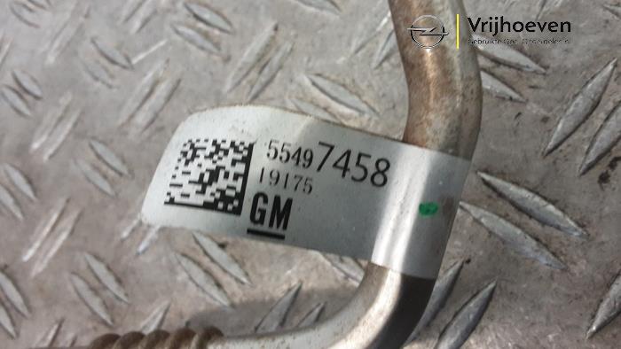 Oliedruk Leiding van een Opel Astra K Sports Tourer 1.2 Turbo 12V 2020