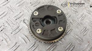 Gebruikte Nokkenas Tandwiel Opel Karl 1.0 12V Prijs € 40,00 Margeregeling aangeboden door Autodemontage Vrijhoeven B.V.