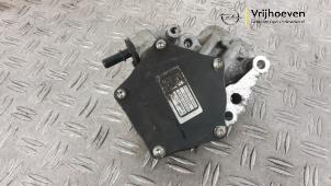 Gebruikte Vacuumpomp (Benzine) Opel Karl 1.0 12V Prijs € 50,00 Margeregeling aangeboden door Autodemontage Vrijhoeven B.V.