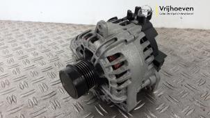 Gebruikte Dynamo Opel Astra K Sports Tourer 1.2 Turbo 12V Prijs € 100,00 Margeregeling aangeboden door Autodemontage Vrijhoeven B.V.