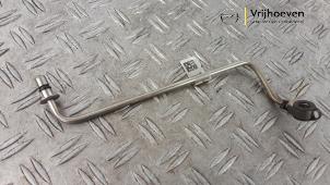 Gebruikte Oliedruk Leiding Opel Astra K Sports Tourer 1.2 Turbo 12V Prijs € 25,00 Margeregeling aangeboden door Autodemontage Vrijhoeven B.V.