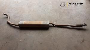 Gebruikte Uitlaat Middendemper Opel Adam 1.0 Ecotec 12V SIDI Turbo Prijs € 150,00 Margeregeling aangeboden door Autodemontage Vrijhoeven B.V.