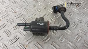 Gebruikte Evap klep Opel Astra K Sports Tourer 1.0 Turbo 12V Prijs € 30,00 Margeregeling aangeboden door Autodemontage Vrijhoeven B.V.